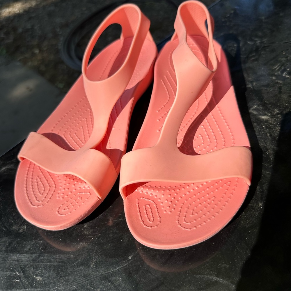 Women’s Croc Sandals